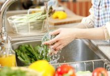 How to Wash Vegetables and Fruits to Remove Pesticides