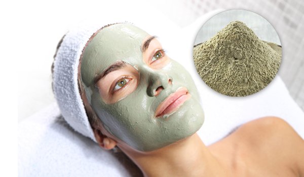 Bentonite Clay is the Ingredient You Need For Oily, Acne-Prone Skin